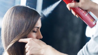 Как смыть лак с волос в домашних условиях
