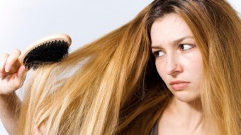 Пересушенные волосы: что делать для восстановления